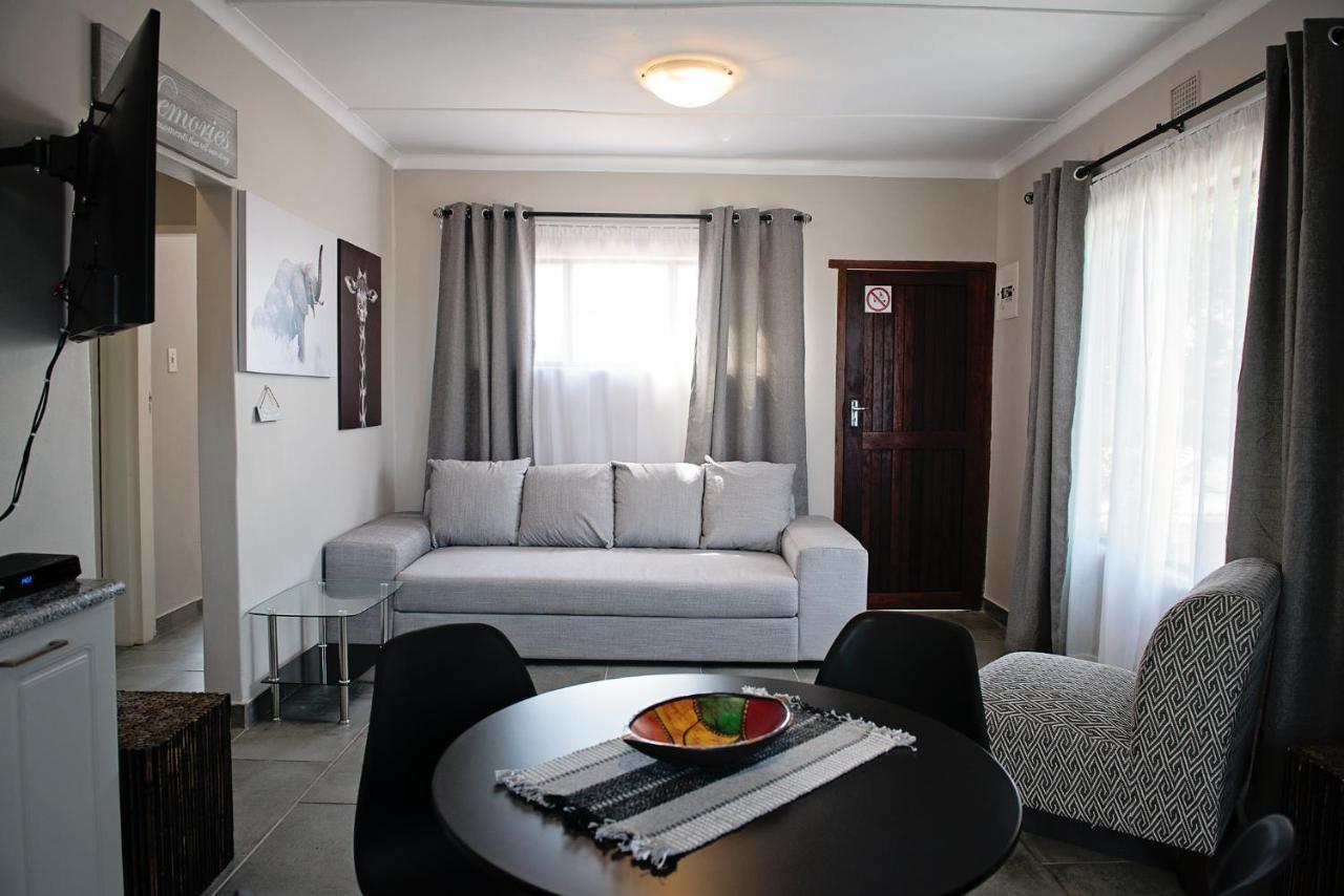 Uitspan Apartment St Lucia Exterior photo